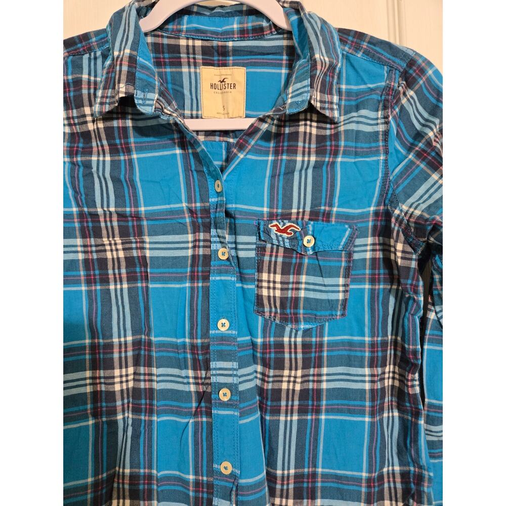 Hollister button down long sleeve shirt - Picture 2 of 8